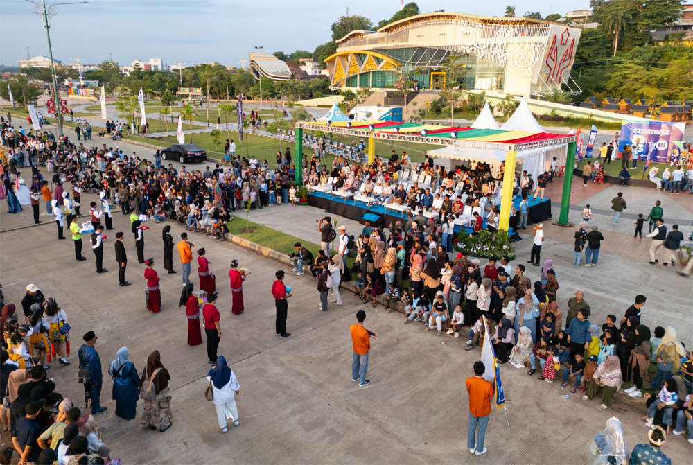Kemilau Nusantara Kepri 2026 Dibuka dengan Parade Budaya Meriah di Tanjungpinang