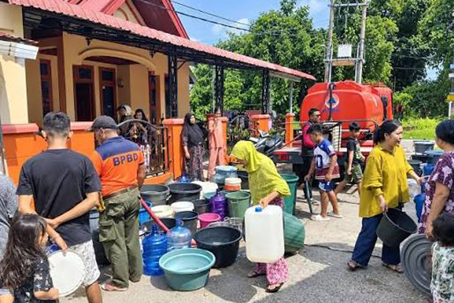 Pascabanjir Bandang Padang, Kementerian PU Pulihkan Fasilitas Umum dan Salurkan 170 Ribu Liter Air Bersih
