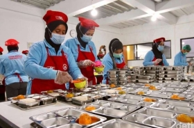 Kemenkop Siapkan Kopdes Merah Putih Jadi Pemasok Utama Program Makan Bergizi Gratis