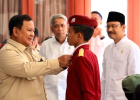 Prabowo Dorong Peningkatan SDM Lewat Sekolah Rakyat, MBG, dan Teknologi Digital Pendidikan