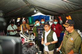 Kemensos Salurkan Bantuan Pangan untuk Warga Terdampak Gempa NTT