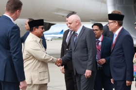 Prabowo di Forum Ekonomi Vladivostok: Indonesia Tak Pilih Politik Blok