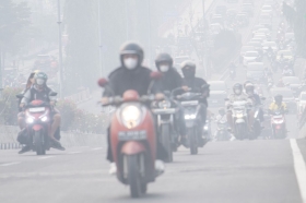 Kemenkes Minta Warga Waspada Asap Karhutla, Kenali Risiko Gangguan Kesehatan