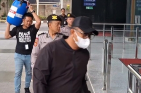 KPK Telusuri Asal-usul Uang Rp934 Juta dalam Tong Biru di Kasus Bupati Klaten